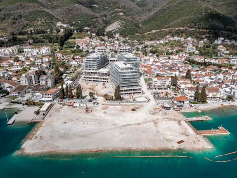 Radunović: Čedomir Popović gradio po planu iz 2018. godine, Novaković potpisala mogućnost da plaža bude veća nego što dopušta urbanistički projekat