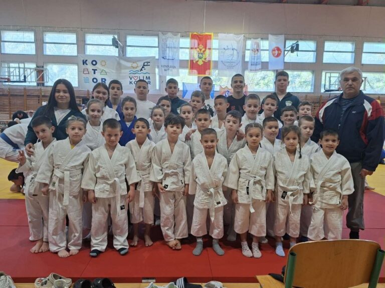 Na Kupu Kotora 13 medalja i pehar za džudiste Igala