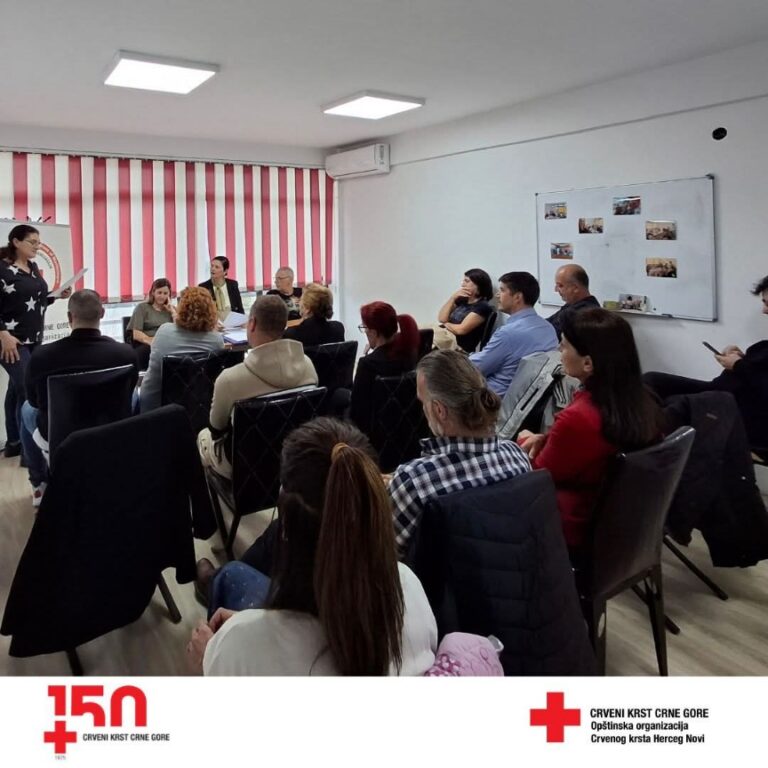 Novo-staro rukovodstvo Crvenog krsta Herceg Novi