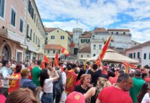 Proslava 21. maja u Herceg Novom na Trgu Nikole Đurkovića