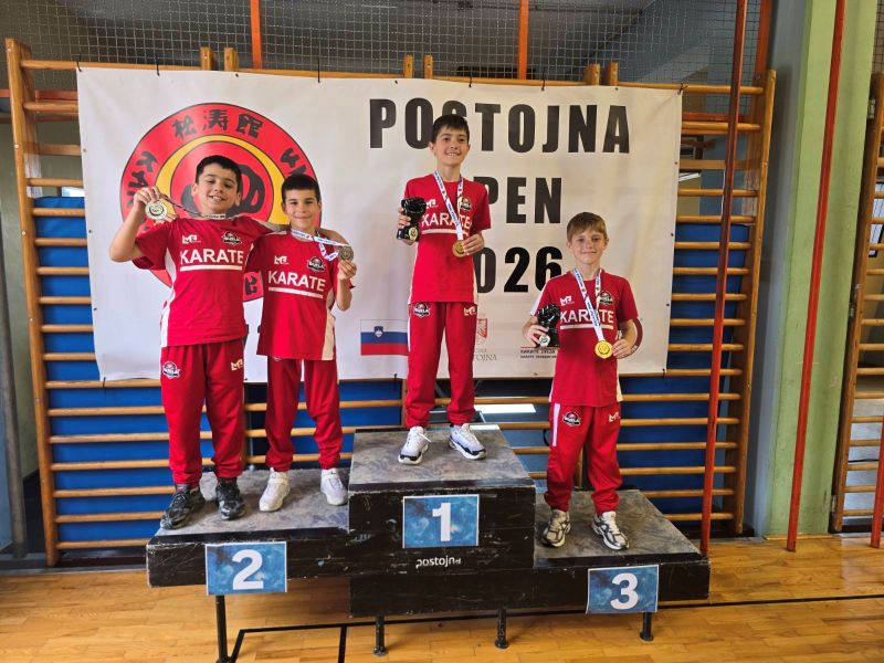 Karatisti Bijele sa osvojenim medaljama u Postojni