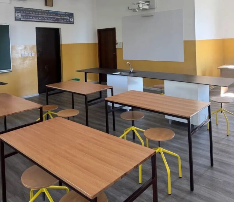 Podrška Opštine Herceg Novi: Renoviran kabinet hemije u OŠ „Orjenski bataljon“