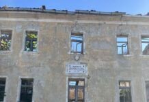 Zadužbinska škola na Srbini: Nebriga koja opominje, stanovnici mole da Opština reaguje