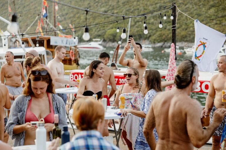 Veliko finale “Karavana fešti” na Žanjicama: Ljeto disalo u ritmu fešte i sjajne energije