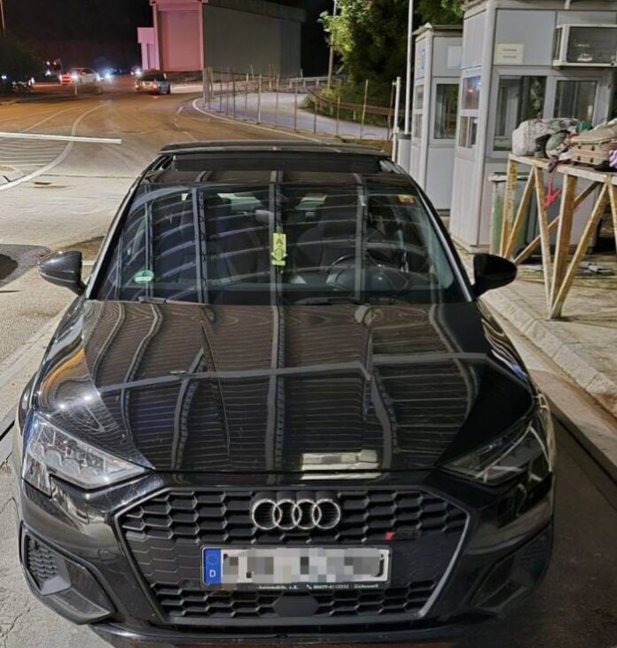 granica, interpol_ vozilo audi